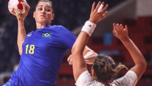 Seleção feminina de handebol é eliminada pela França ainda na fase de grupos