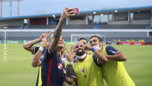 Fortaleza vence CRB novamente e avança às quartas da Copa do Brasil