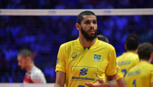 Volta da aposentadoria de Wallace expõe dificuldade de renovação no vôlei masculino