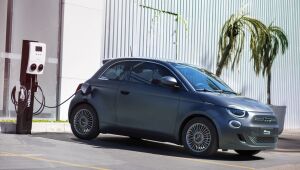 Fiat apresenta versão elétrica de seu principal modelo, o 500e