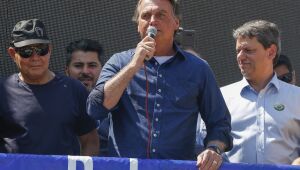 Bolsonaro usará marco dos mil dias para viajar o país e tentar recuperar popularidade