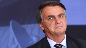 Bolsonaro aparece como 'ex-cônjuge de Ana Cristina' em pedido de quebra de sigilo de Carlos