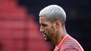 No Sport, Thiago Neves estava mais atrapalhando do que ajudando