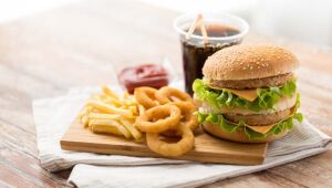 Alimentos ultraprocessados podem contribuir para perda cognitiva