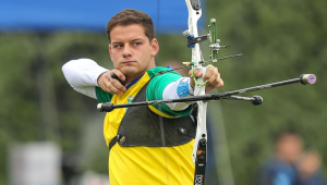 Marcus D'Almeida é vice-campeão do Mundial de tiro com arco