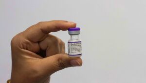 Lote com mais de 1 milhão de vacinas contra Covid-19 chega ao Brasil