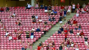 Movimentação tranquila marca retorno de torcedores ao estádio em Pernambuco