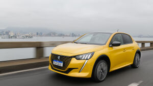 Peugeot 208 GT elétrico é lançado com pegada esportiva e preço de R$ 244.990