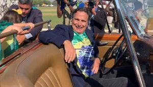 Bolsonaro e Piquet: galpão para joias, carro blindado, meio milhão de reais e outros favores 