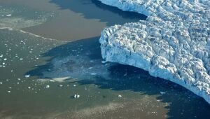 Nível do mar continua a subir em ritmo alarmante, alerta relatório