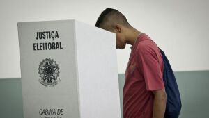 Presos provisórios poderão votar em 220 seções eleitorais no país