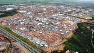Petrobras reabre processo de venda de três refinarias