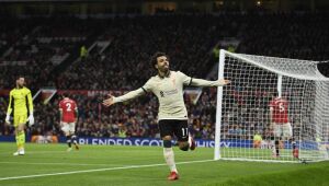 Liverpool massacra United com Salah em ritmo de melhor do mundo