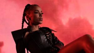 Anitta cita mitomania após boatos de Gui Araujo
