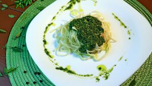 Dia do Macarrão: aprenda a fazer o tradicional molho pesto
