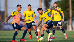 Após greve de três dias, jogadores voltam aos treinos no Cruzeiro