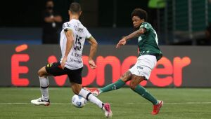 Sport sai na frente, não consegue segurar pressão e sofre virada para o Palmeiras