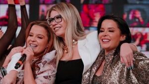 Duplas sertanejas amigas de Marília Mendonça fazem força-tarefa para contratar staff da cantora