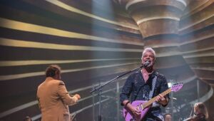 Lulu Santos é o convidado da Orquestra Ouro Preto no último programa da série
