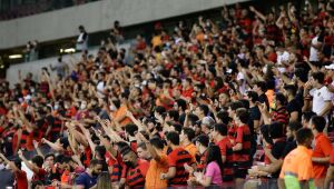 Para lotar a Arena contra o Fortaleza, Sport anuncia ingressos a partir de R$ 15 