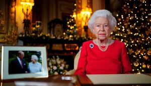 Elizabeth II está em moedas, selos e ketchup; saiba quanto custará mudar a imagem para o novo rei