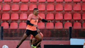 Vinte jogos sem marcar gols só podia acabar em rebaixamento, né, Leão?!