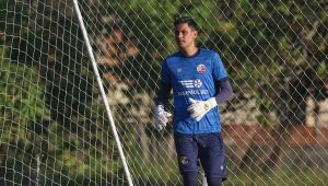 Chegada de Perri deve acelerar empréstimo de goleiro no Náutico