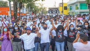 No Cabo de Santo Agostinho, caminhada chama atenção dos homens sobre a violência contra a mulher