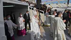 Papa celebra missa para 7 mil pessoas em Nicósia