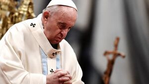 No Vaticano, papa Francisco diz rezar por vítimas das chuvas no Brasil