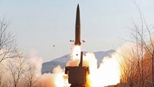 Coreia do Norte dispara mais 2 mísseis e EUA condenam série de testes