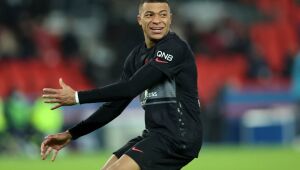 Mbappé vai jogar contra o Bayern? Confira a situação do atacante para o jogo da Champions League