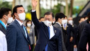 Presidente sul-coreano comemora impacto do K-pop em viagem ao Oriente Médio