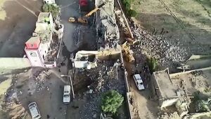 Bombardeio a prisão no Iêmen deixa mortos e feridos