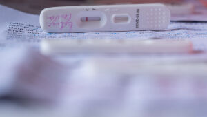 Senacon notifica empresas sobre aumento de preços de testes de Covid