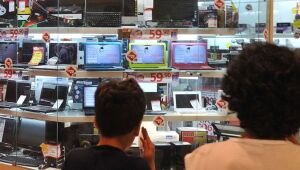 Entenda os direitos do cliente na hora de trocar produto