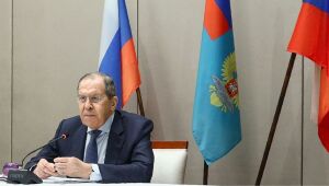 Rússia quer diálogo, e 'não guerra', na crise com Ucrânia, diz ministro