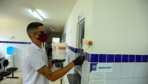 Prefeitura do Jaboatão testa tinta inseticida em prédios públicos do município