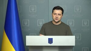 Adesão da Ucrânia à UE deve levar '15 ou 20 anos', diz França