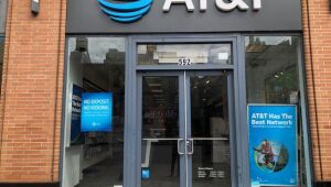 AT&T vai separar a marca Warner para fusão com a Discovery, negócio de US$ 43 bi