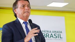 Bolsonaro sanciona projeto que incentiva empresas a doarem para pesquisas sobre Covid-19