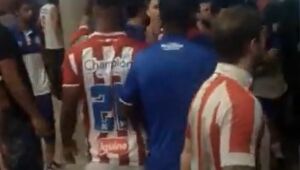 Jogadores do Náutico se envolvem em briga após derrota para o Retrô