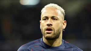 Segundo jornal espanhol, Neymar se envolve em discussão no vestiário após eliminação do PSG