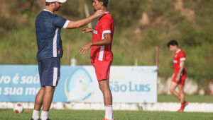 Kieza volta aos treinos e pode reforçar o Náutico no Clássico das Emoções