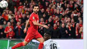 Salah confirma que continua no Liverpool pelo menos até junho de 2023