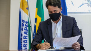 Anderson Ferreira anuncia reajuste de 10,38% para servidores efetivos de Jaboatão