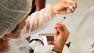 São Paulo quer ampliar 3ª dose contra Covid a adolescentes diante de aumento de casos