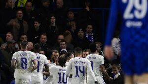 Benzema anota hat-trick e Real Madrid vence Chelsea, em Londres, pela Champions