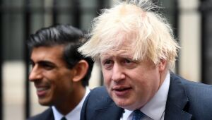 Polícia britânica conclui investigação do 'partygate' sem novas sanções para Johnson