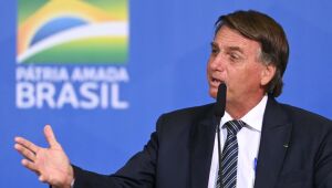 Bolsonaro ironiza apelo de DiCaprio para jovens votarem em outubro